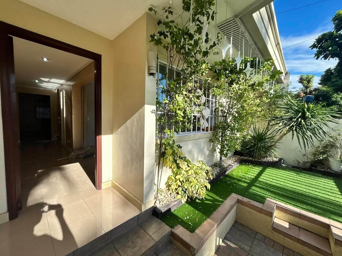 4 bedroom house for rent in NSHA BF Homes 75k - photo 1