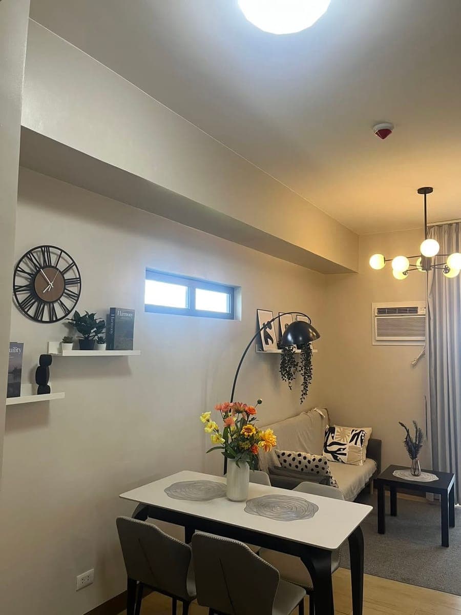 π’ **FOR RENT β GENTRY MANOR** - photo 1