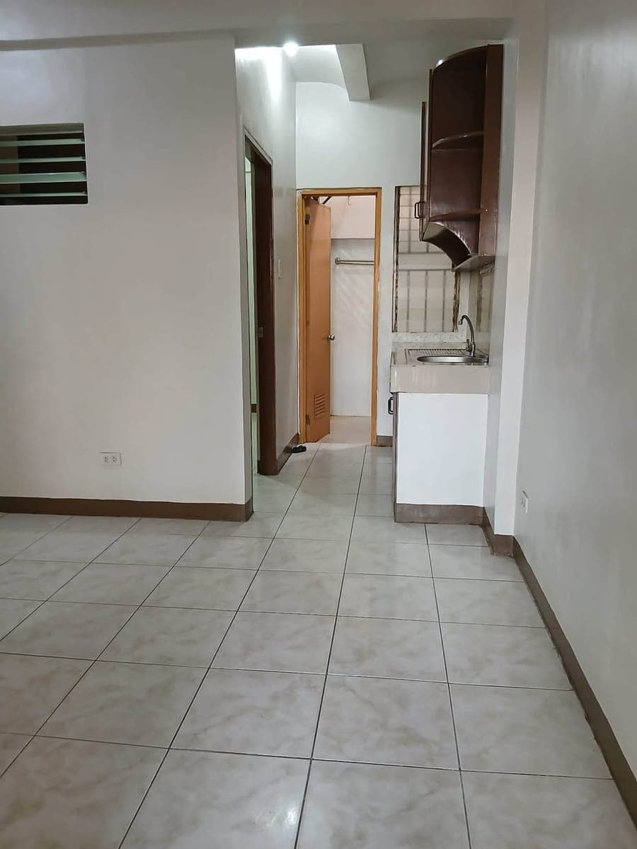 STUDIO FOR RENT - photo 1