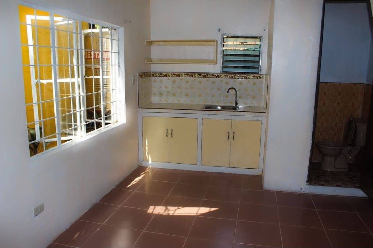 ๐ 2-BEDROOM APARTMENT FOR RENT โ VALENZUELA CITY! ๐ - photo 1