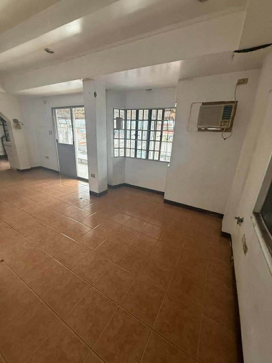 Property Overview - photo 1