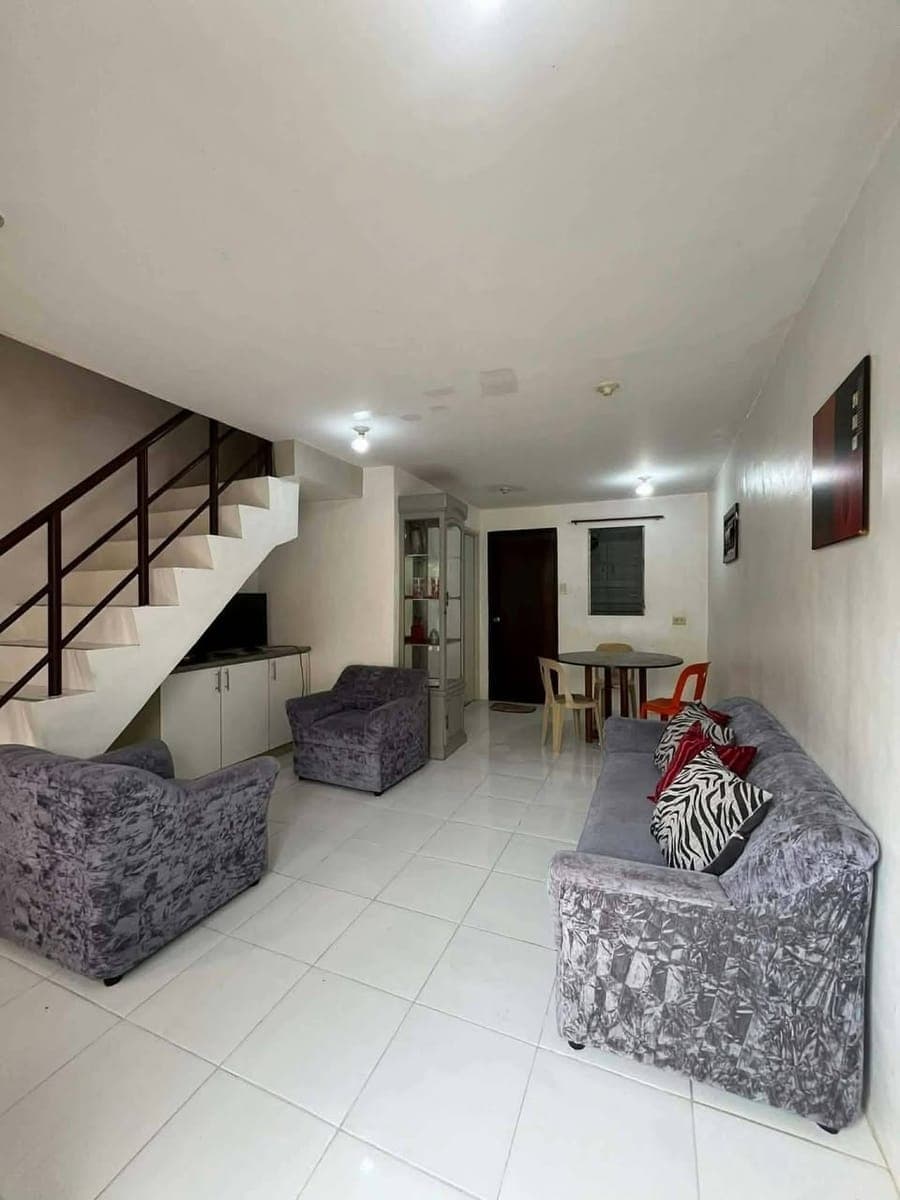 ๐ก 2-STOREY TOWNHOUSE FOR RENT โ PORTVILLE - photo 1