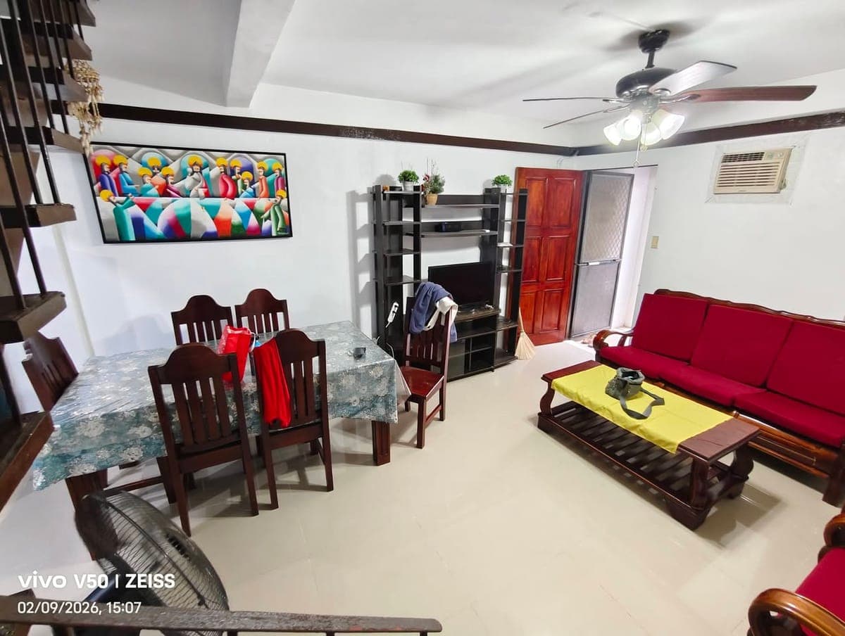 🏡 HOUSE FOR RENT – GATED 2-STOREY HOME 🏡 - photo 1