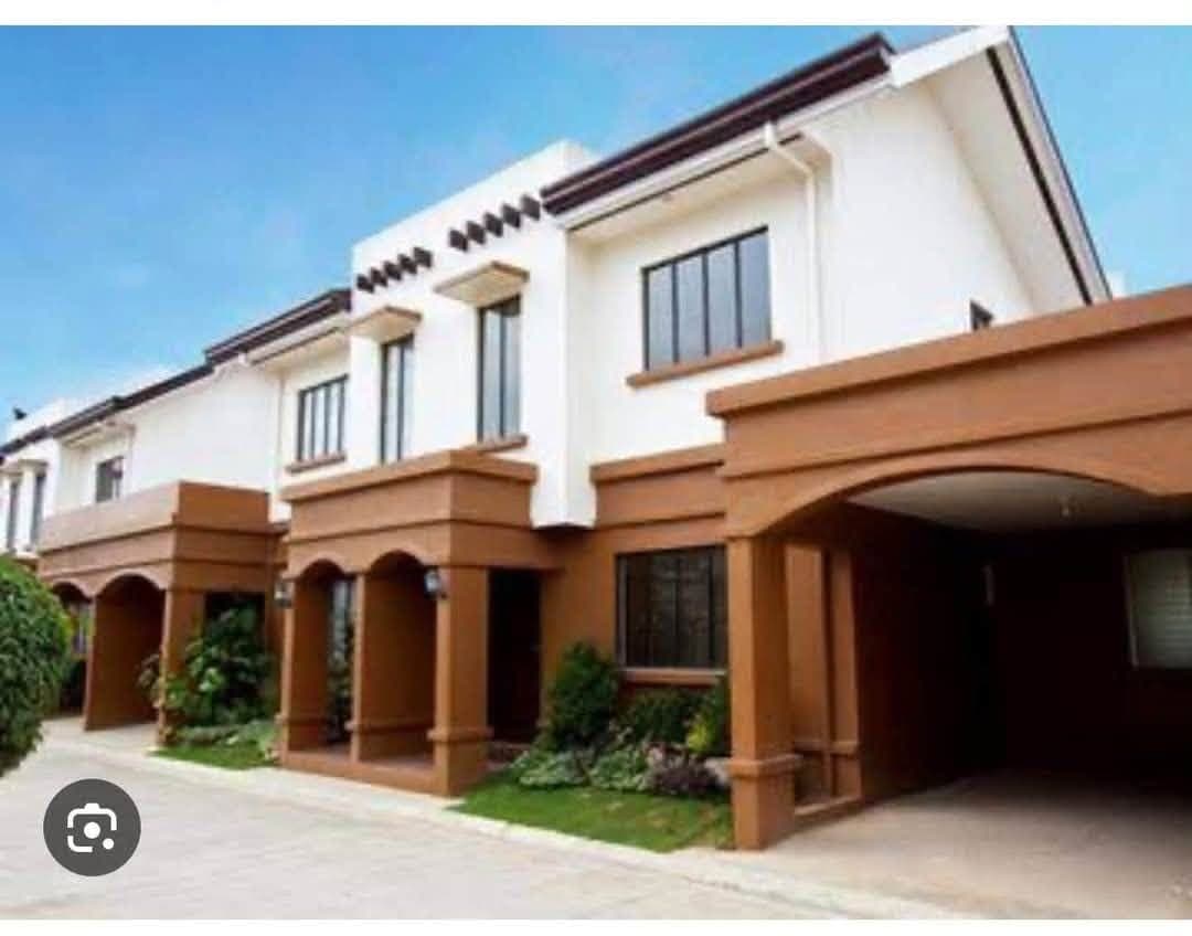 ๐ก BAYSWATER 3-BEDROOM HOUSE FOR RENT - photo 1