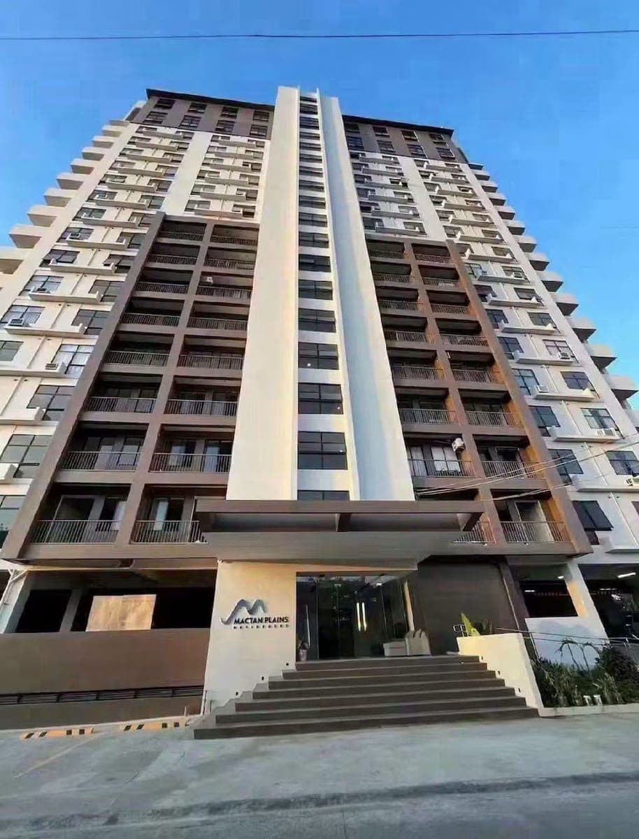 FOR RENT STUDIO TYPE CONDO UNIT – MACTAN PLAINS CONDOMINIUM ‼️‼️‼️ - photo 1
