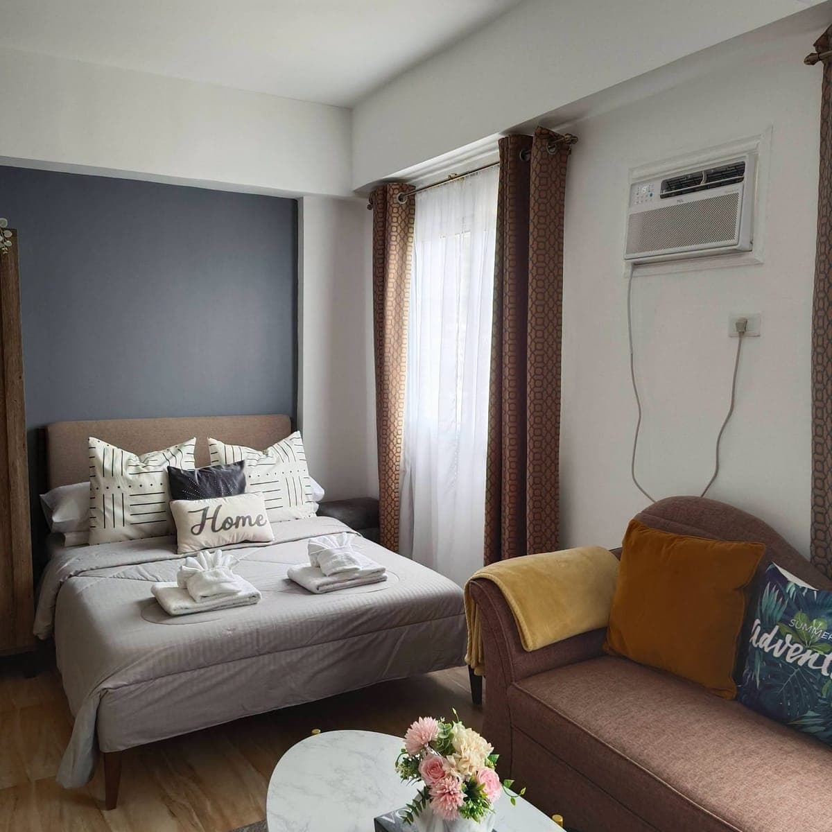 Fully Furnished Unit‼️18K/month w/condo dues🤩Located: APPLEONE, Banawa, Cebu City - photo 1