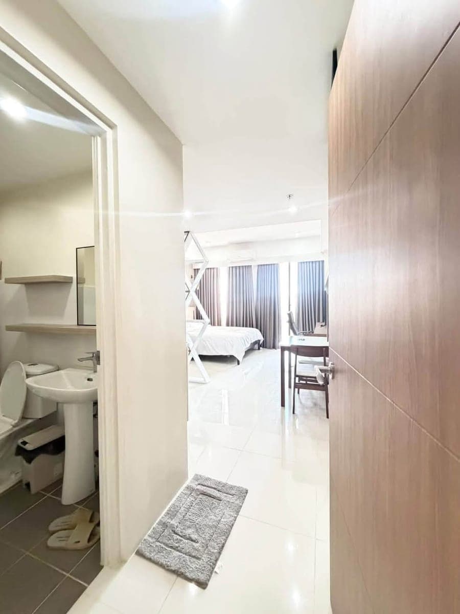 π‘ CONFO FOR RENT | Studio Unit with Balcony β Mactan Plains Residences - photo 1