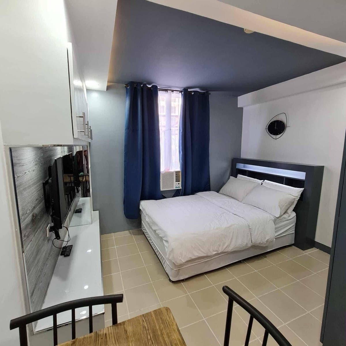 For rent studio type unit fully furnished 13k +condo dues and utilities monthly mode of payment 1 mo... - photo 1