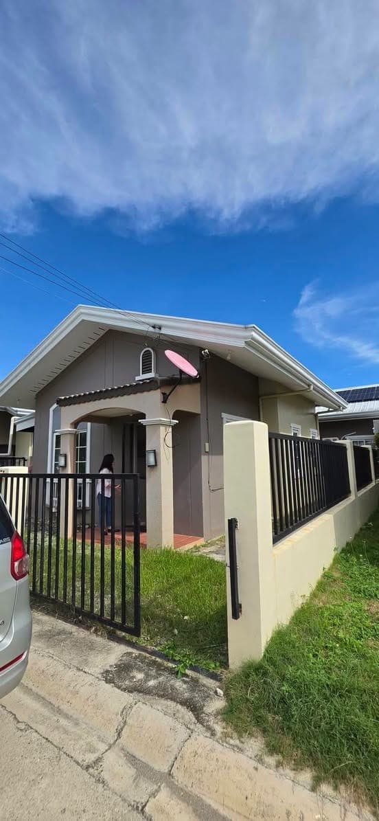 For Rent: 2 Bedroom Bungalow house and lot near the beach - photo 1