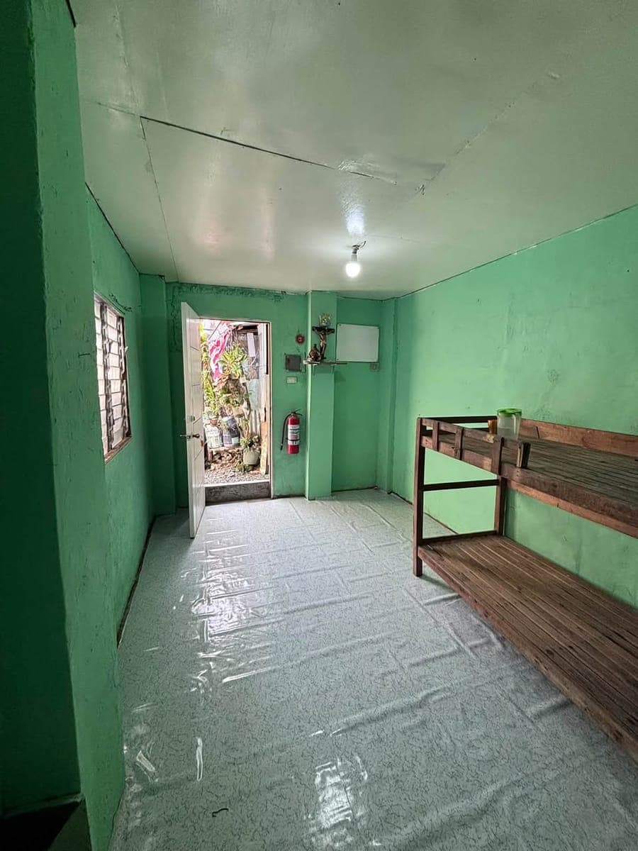 Room for Rent - photo 1