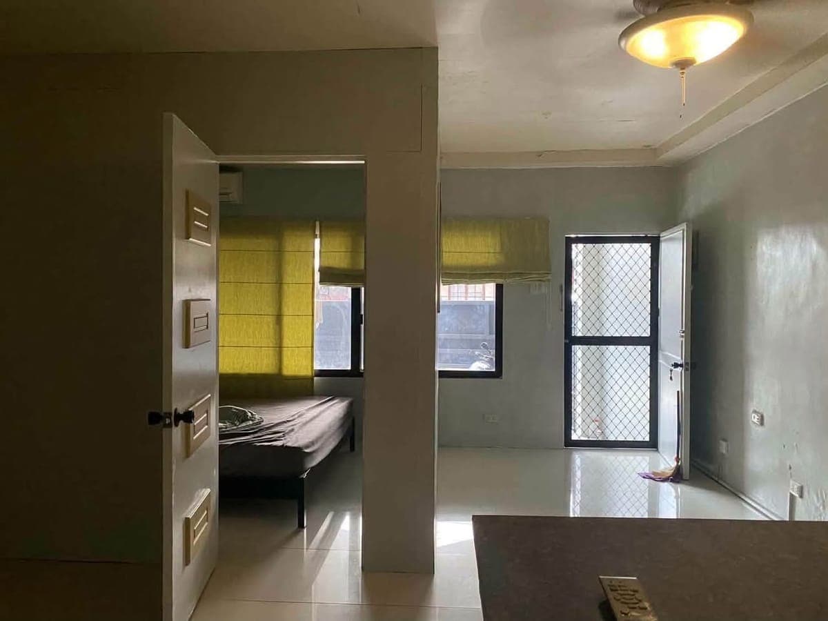 House For Rent - photo 1