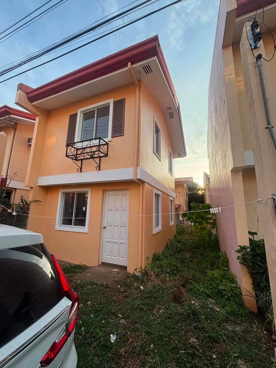 House For Rent - photo 1