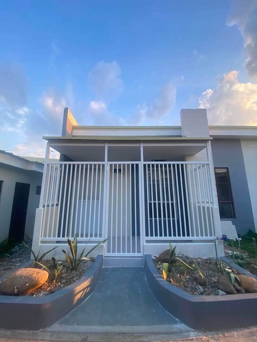 🏡 FOR RENT — BELLAVITA INDAHAG, CDO! 🏡 - photo 1