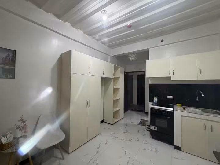 Familia Apartment For Rent - photo 1