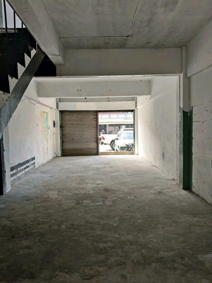 Space for Lease Osmeña extension CDO 2 storey building 105sqm bare unit - photo 1