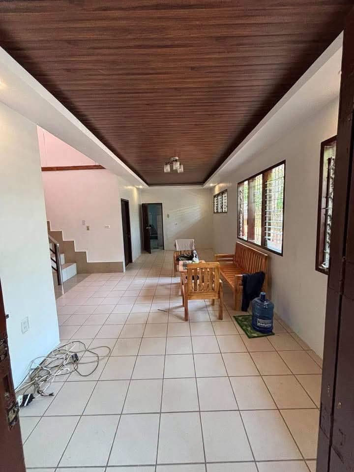 HOUSE FOR RENT - photo 1