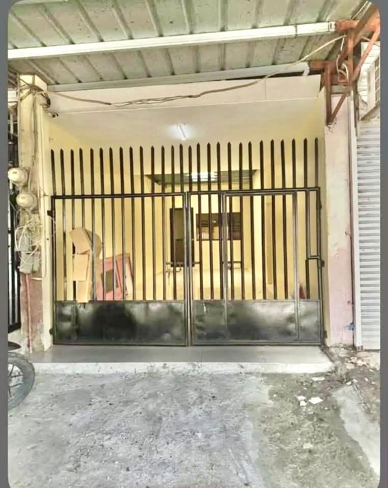 House for rent - photo 1