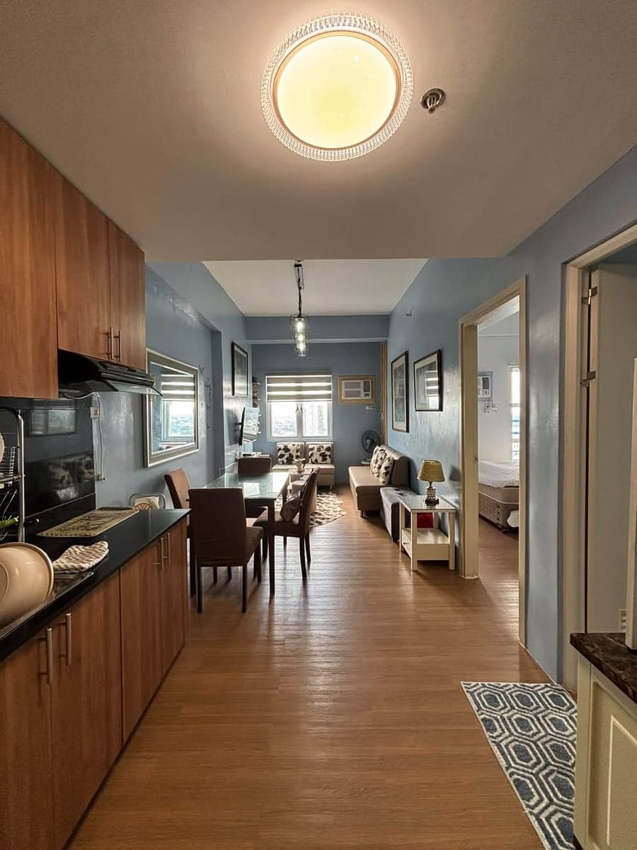 1 bedroom condo for rent at the loop - photo 1