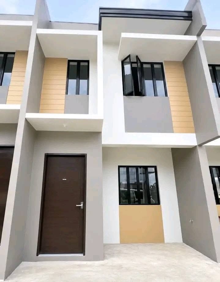 TOWN HOUSE FOR RENT ā2-Storey - photo 1