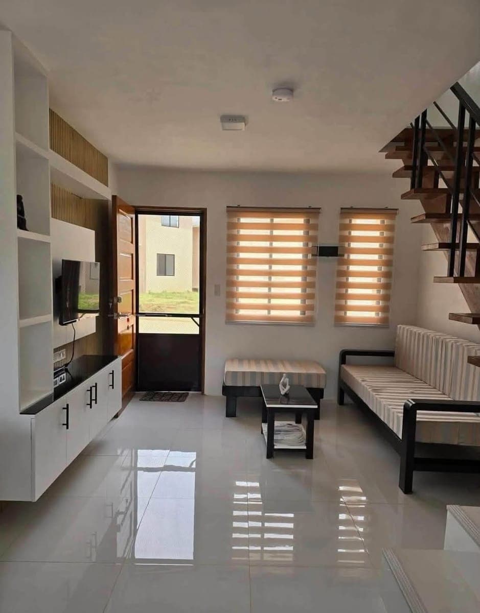 HOUSE FOR RENT HOUSE FOR RENT - photo 1