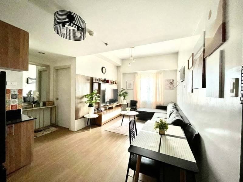 2 bedrooms condo for rent - photo 1