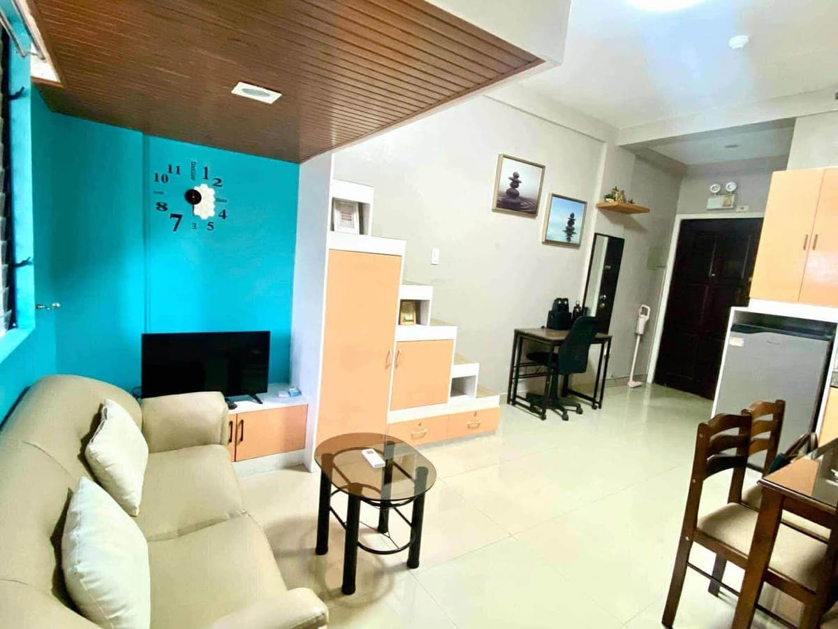 CONDO FOR RENT - photo 1