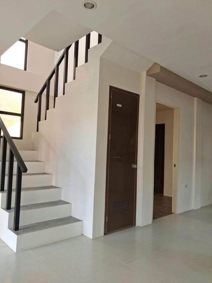 🏡 HOUSE FOR RENT – VISTA VERDE - photo 1