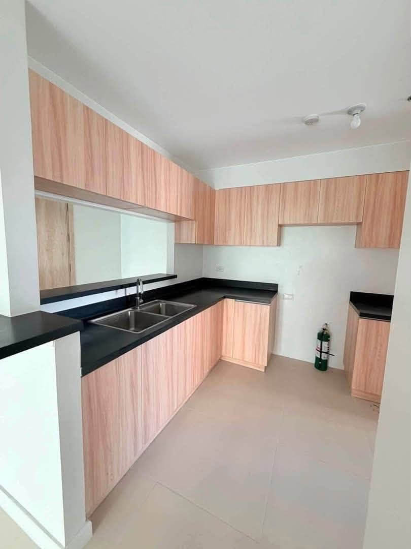 FOR RENT : PARK CASCADES 2 BEDROOM - photo 1