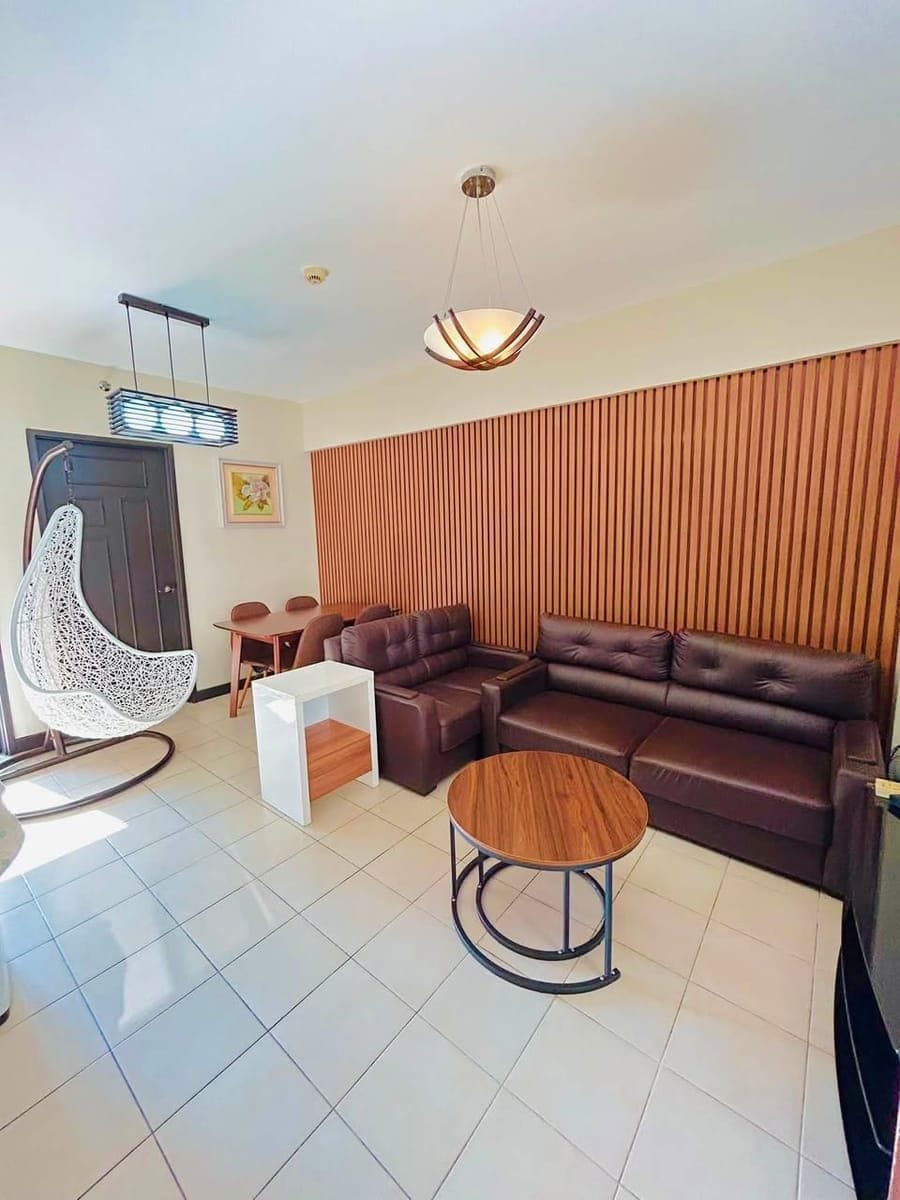 FOR RENT: SPACIOUS 2 BEDROOM FULLY FURNISHED CONDO UNIT - photo 1
