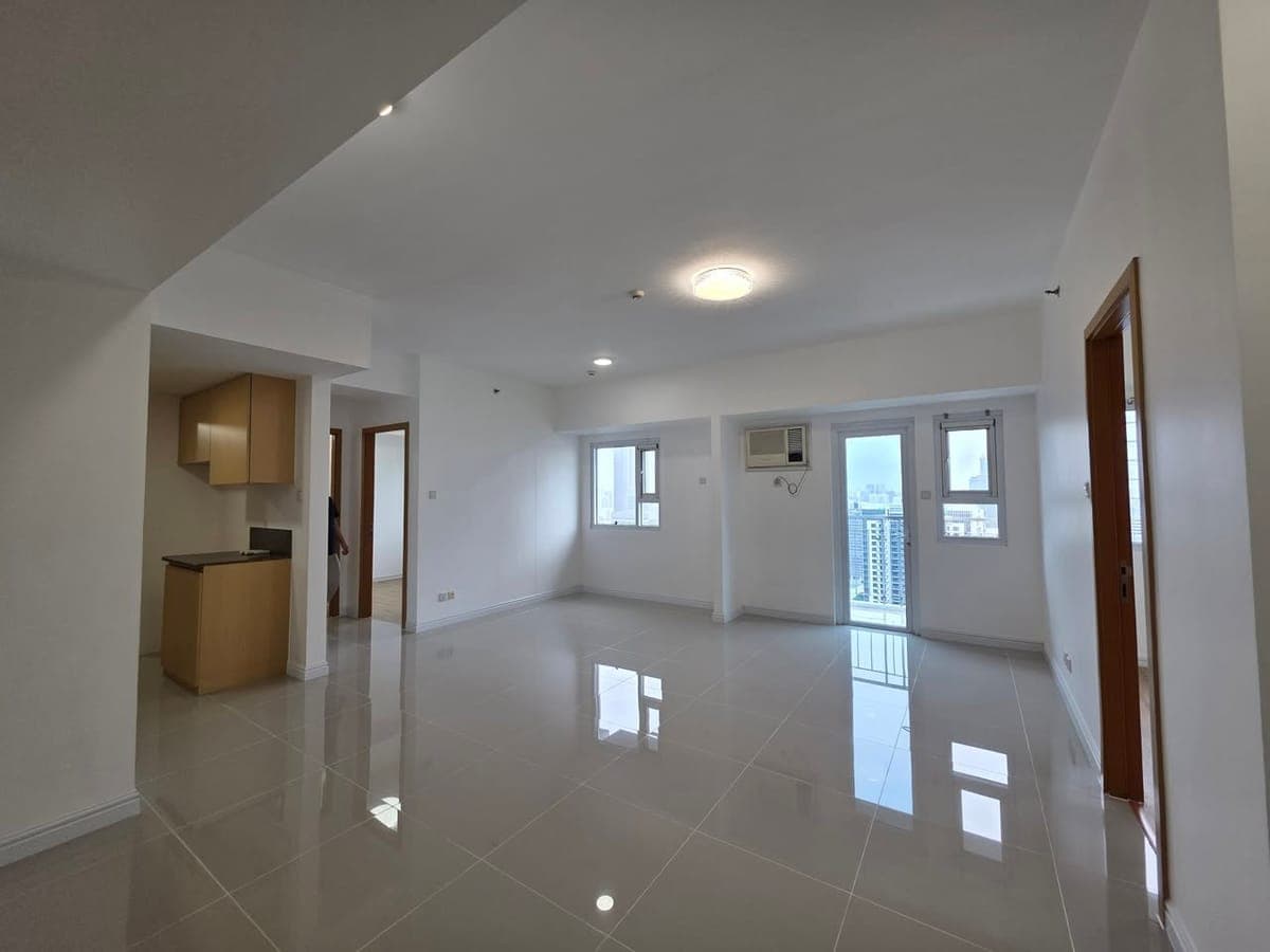 TRION TOWERS: - photo 1