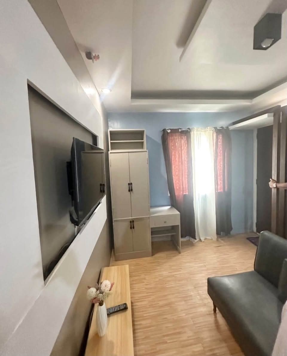 CONDO FOR RENT (Studio Type) - photo 1