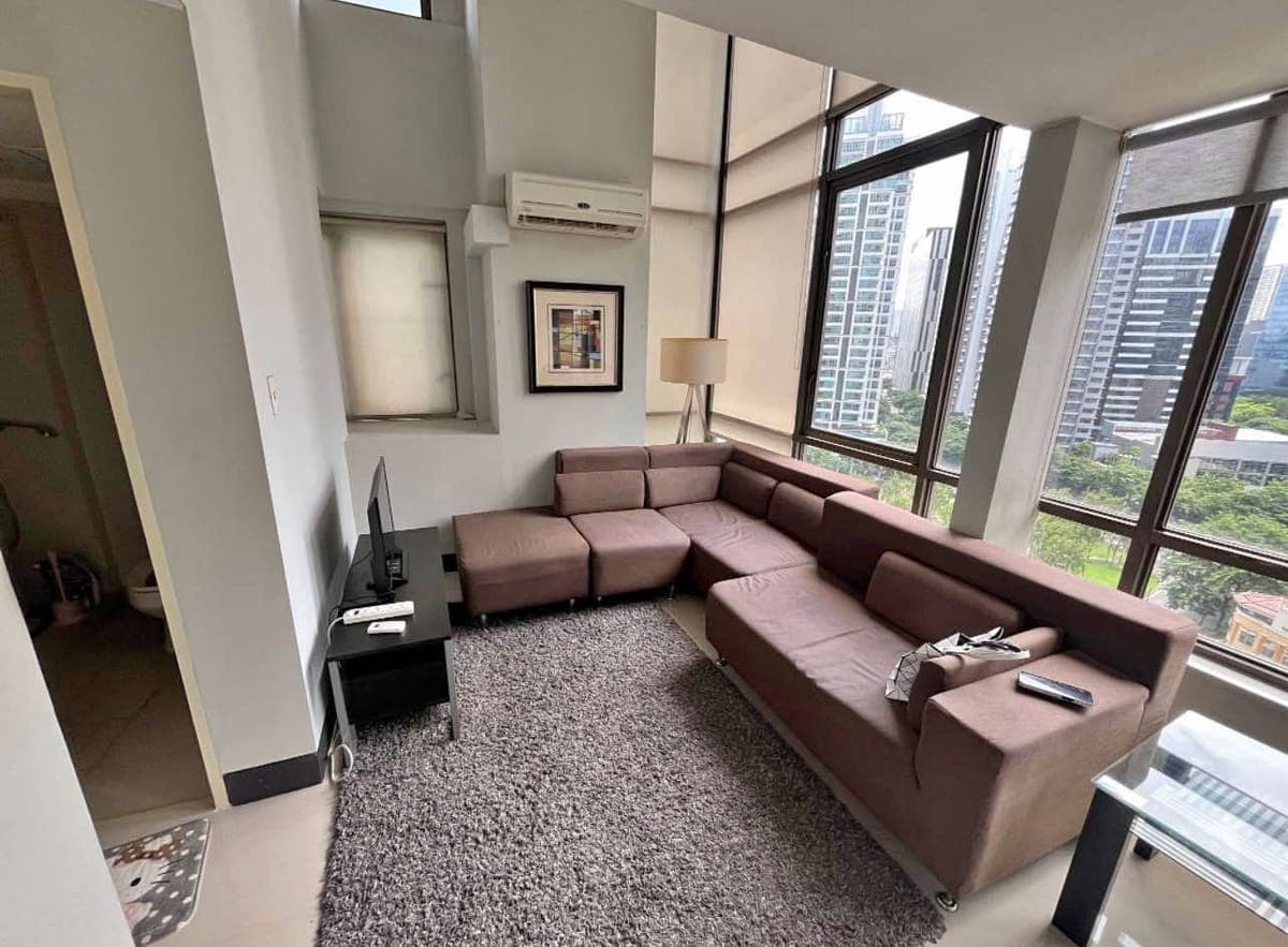For Lease: - photo 1