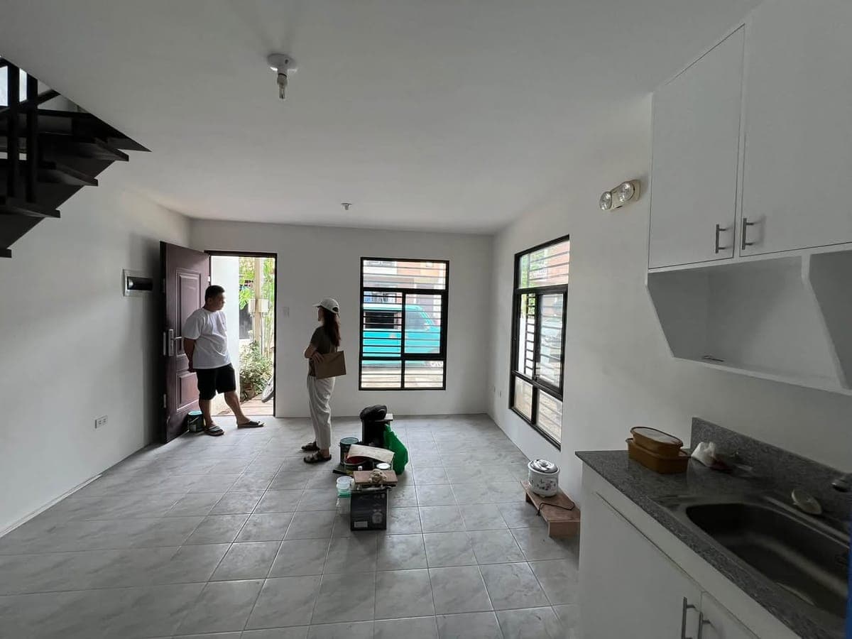 House for Rent - photo 1