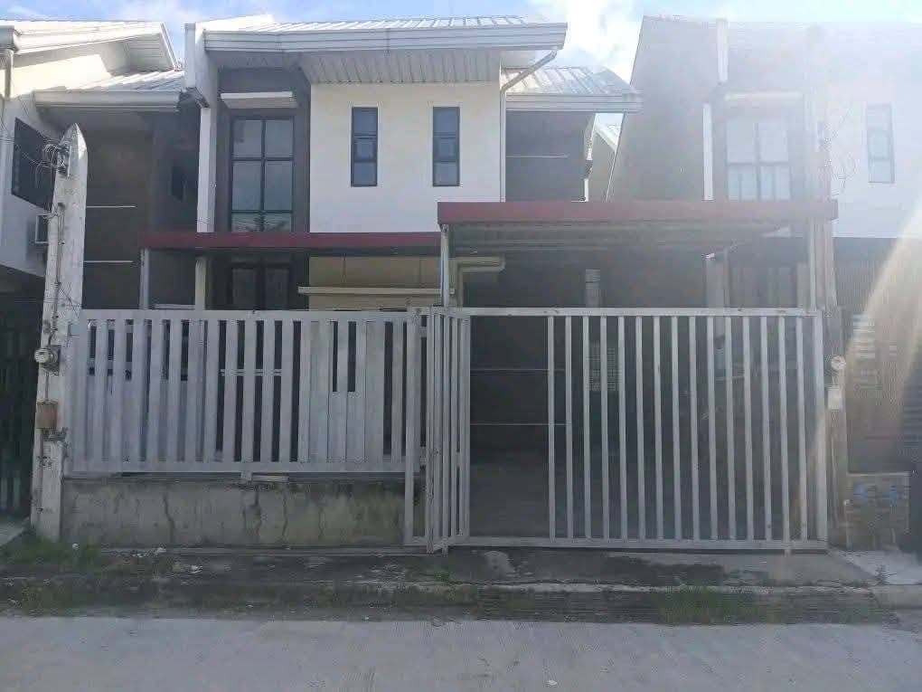BRAND NEW HOUSE FOR RENT - photo 1