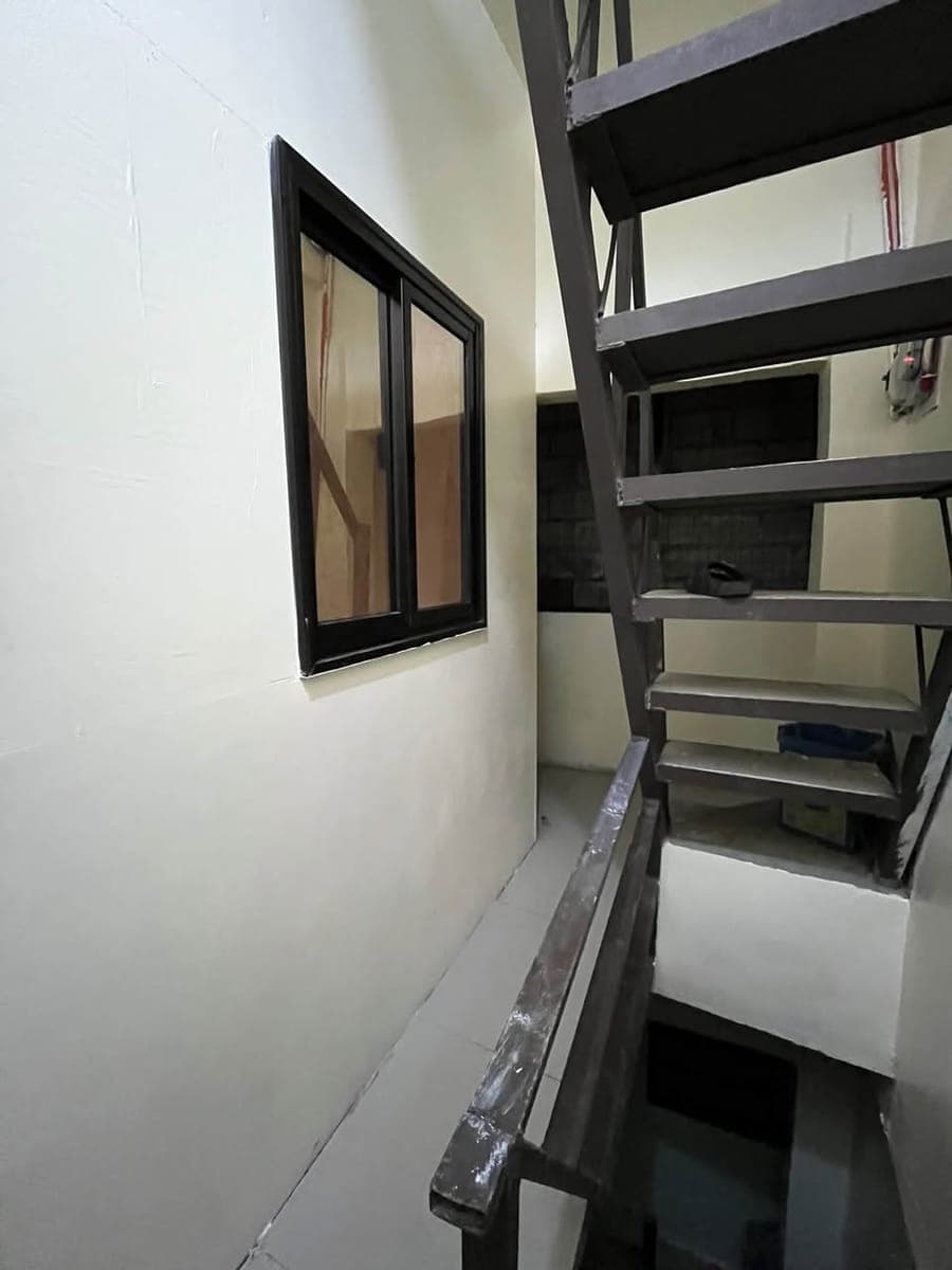ROOM FOR RENT!! - photo 1