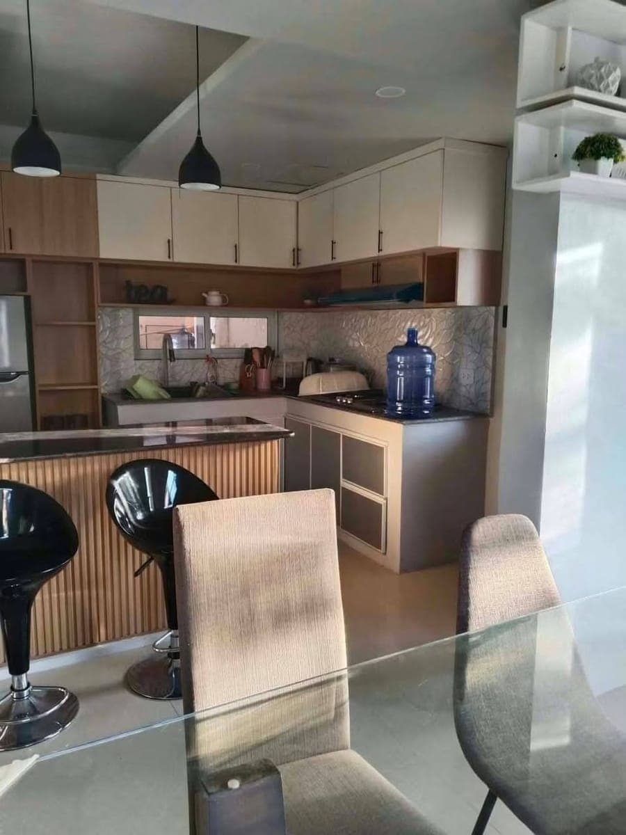 HOUSE FOR RENT - photo 1
