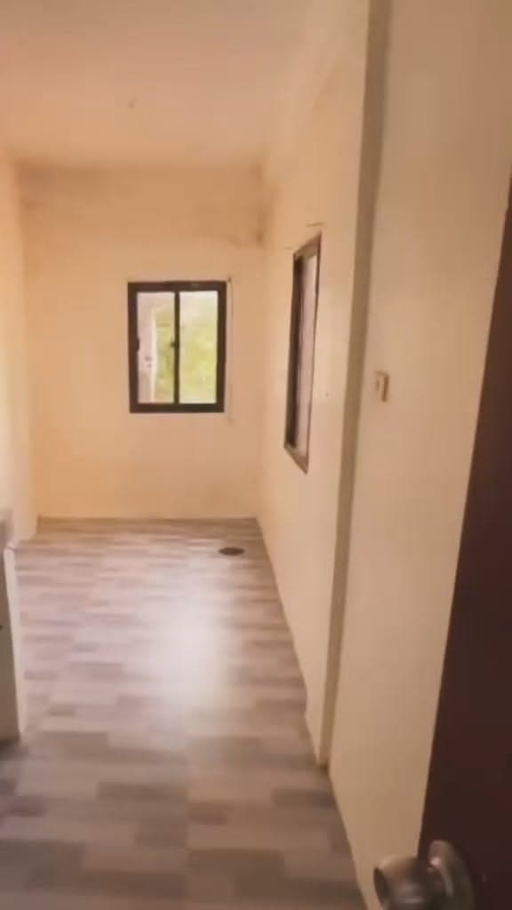 ROOM FOR RENT - photo 1
