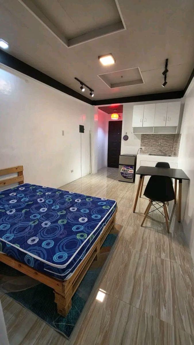 Semi Furnished Studio Unit at Familia Apartments at Springside - photo 1