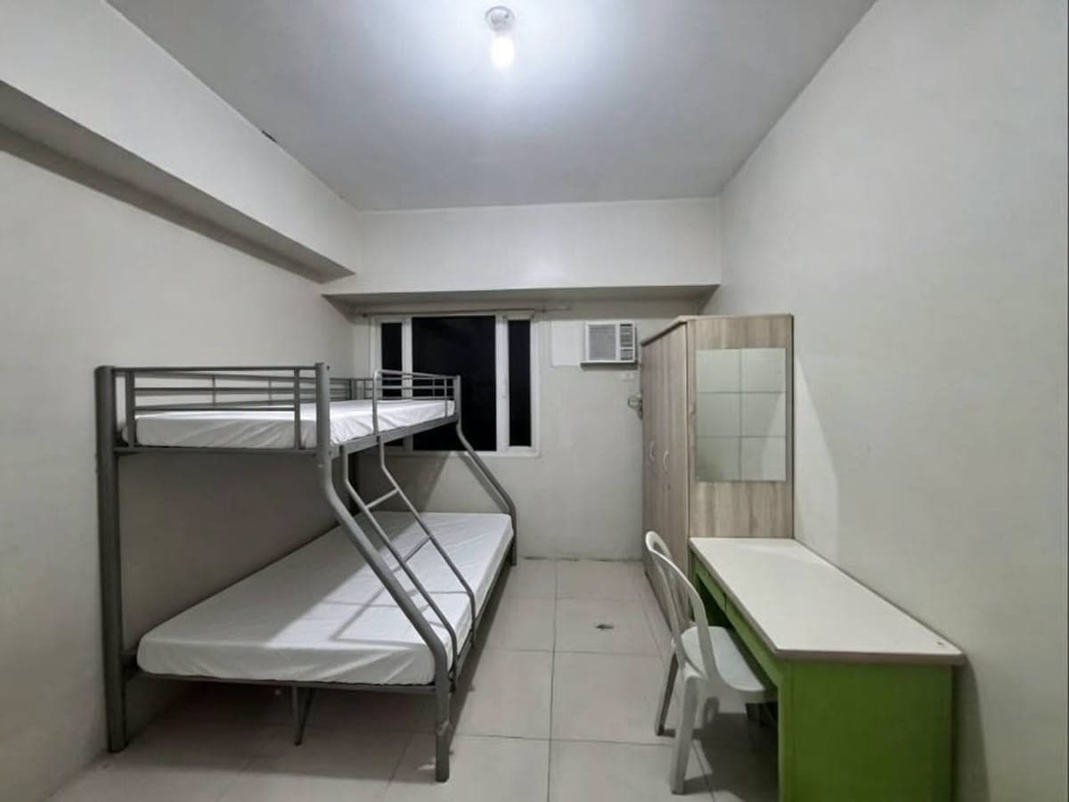 SMDC SUN RESIDENCES is located along España Boulevard corner Mayon Street, Brgy. Sta. Teresita, Quezon City. - photo 1
