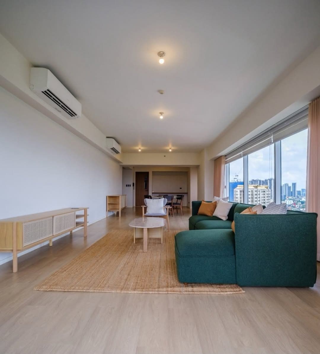 For Lease - photo 1