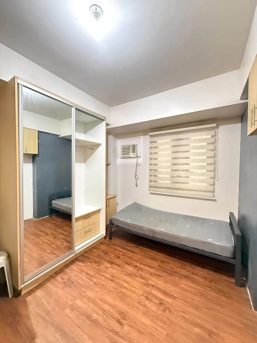 Studio Condo Unit for Rent - photo 1