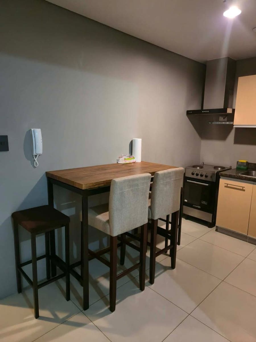 FOR RENT | 1-BEDROOM UNIT IN BGC, TAGUIG - photo 1