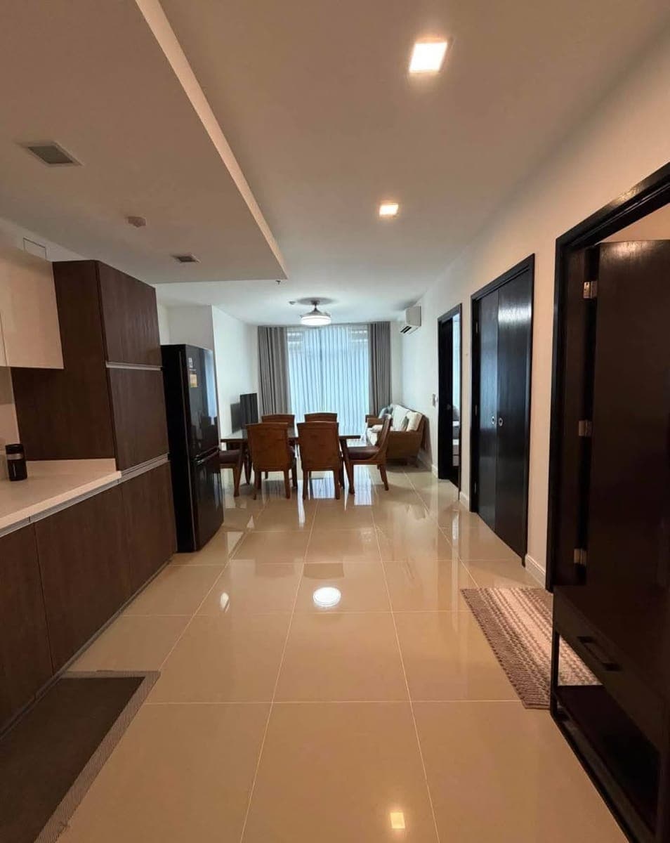 FOR LEASE - photo 1
