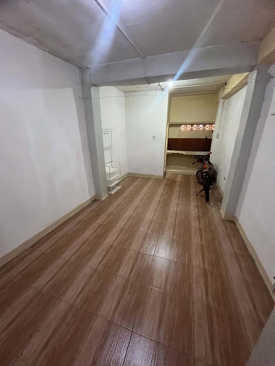 ROOM FOR RENT - photo 1