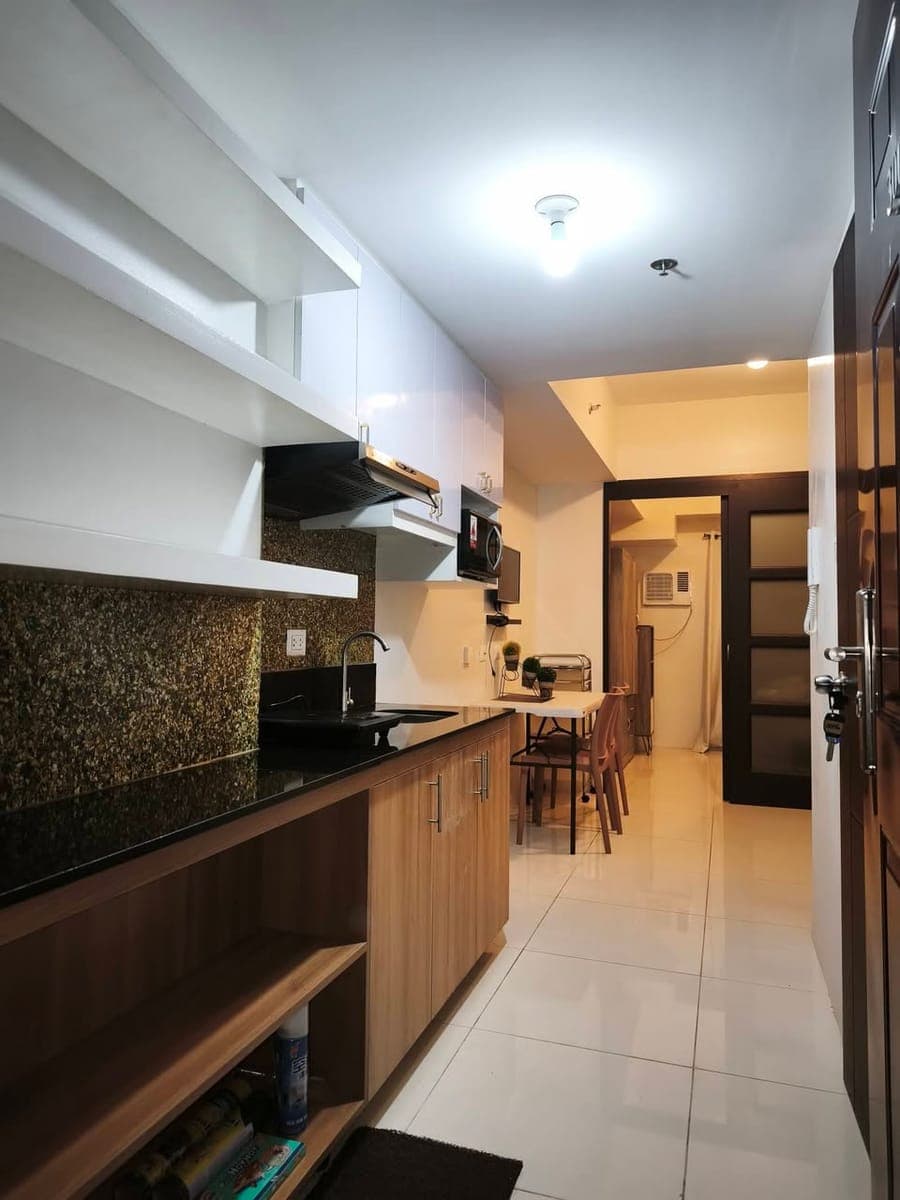 ❗️AFFORDABLE FURNISHED UNIT AT RIDGEWOOD PREMIER FOR RENT ❗️ - photo 1