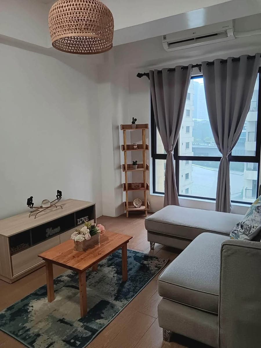 Forbeswood Heights Unit for Lease - photo 1
