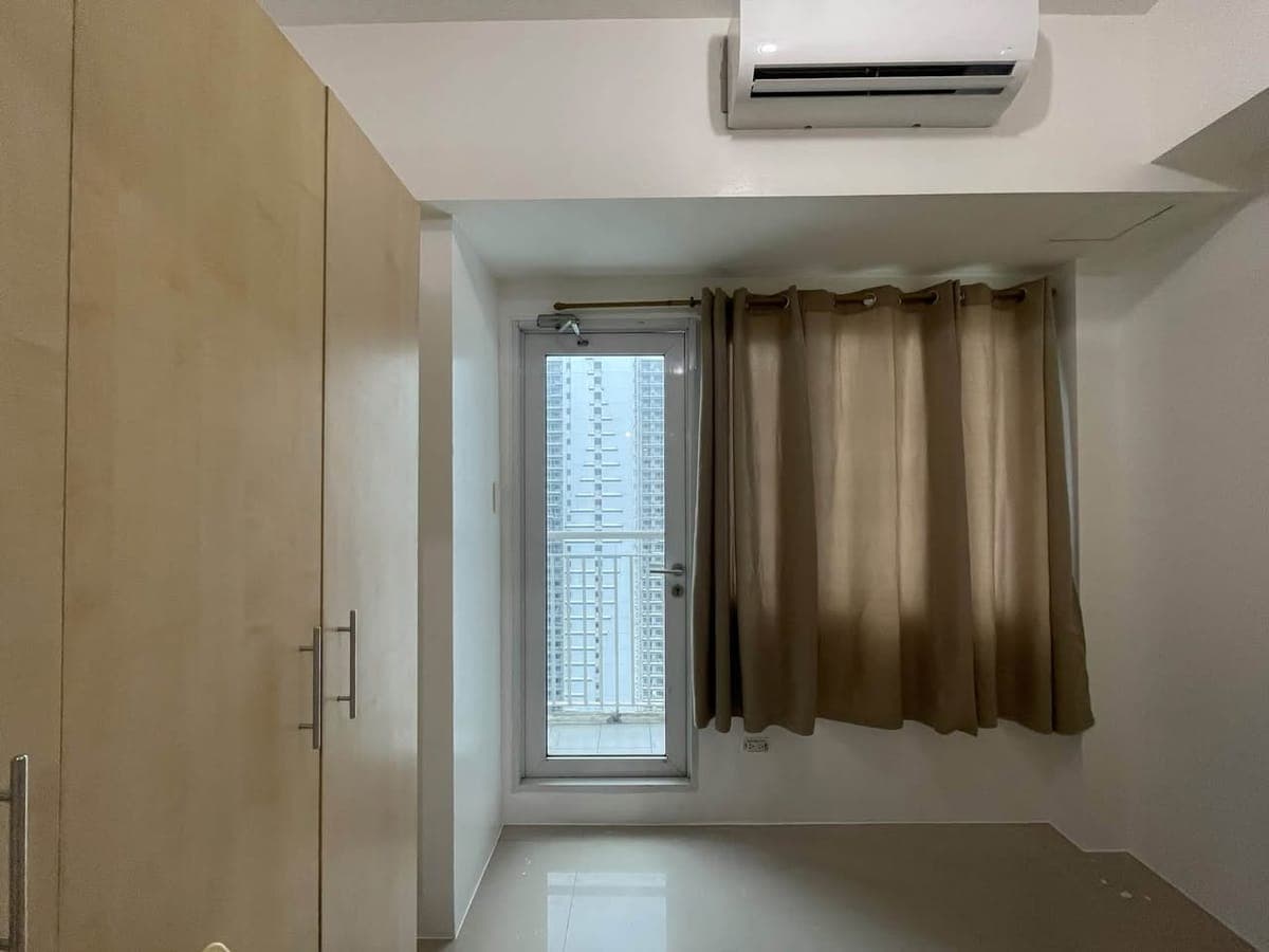For Rent: - photo 1