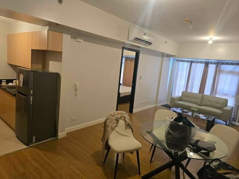 ‼️FOR LEASE🏢Park Triangle Residences, Near Uptown, BGC - photo 1