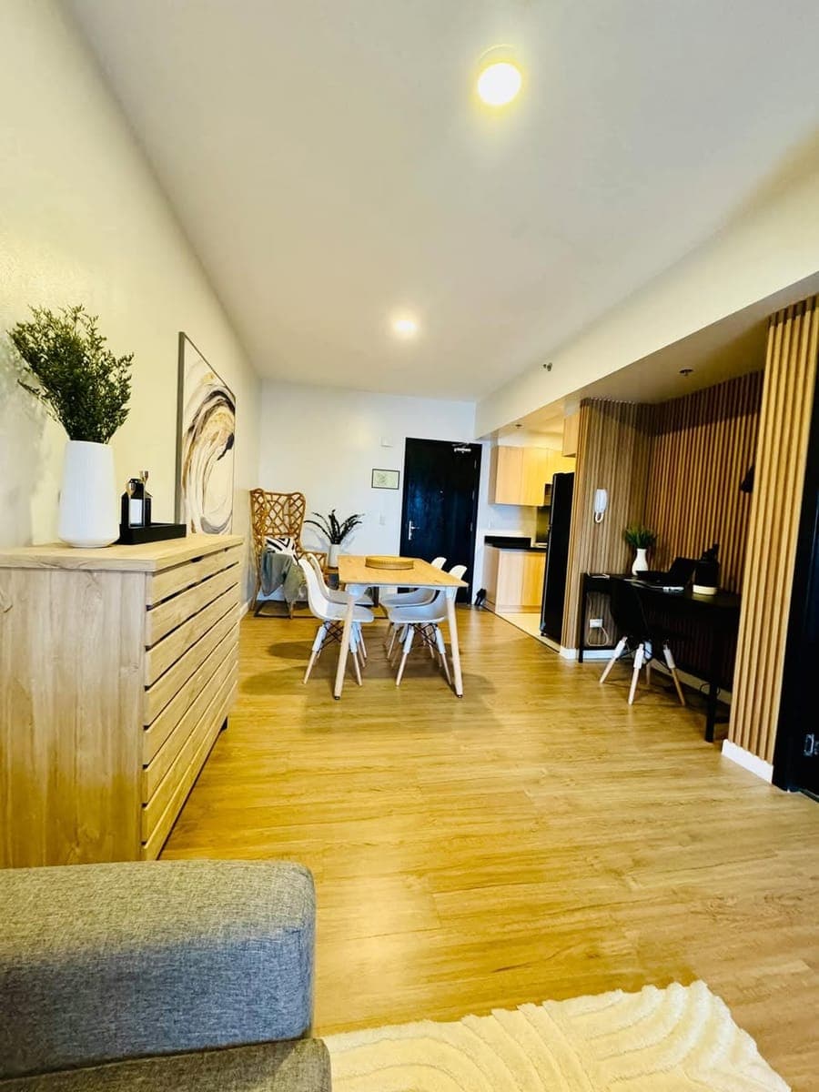 FOR LEASE - photo 1