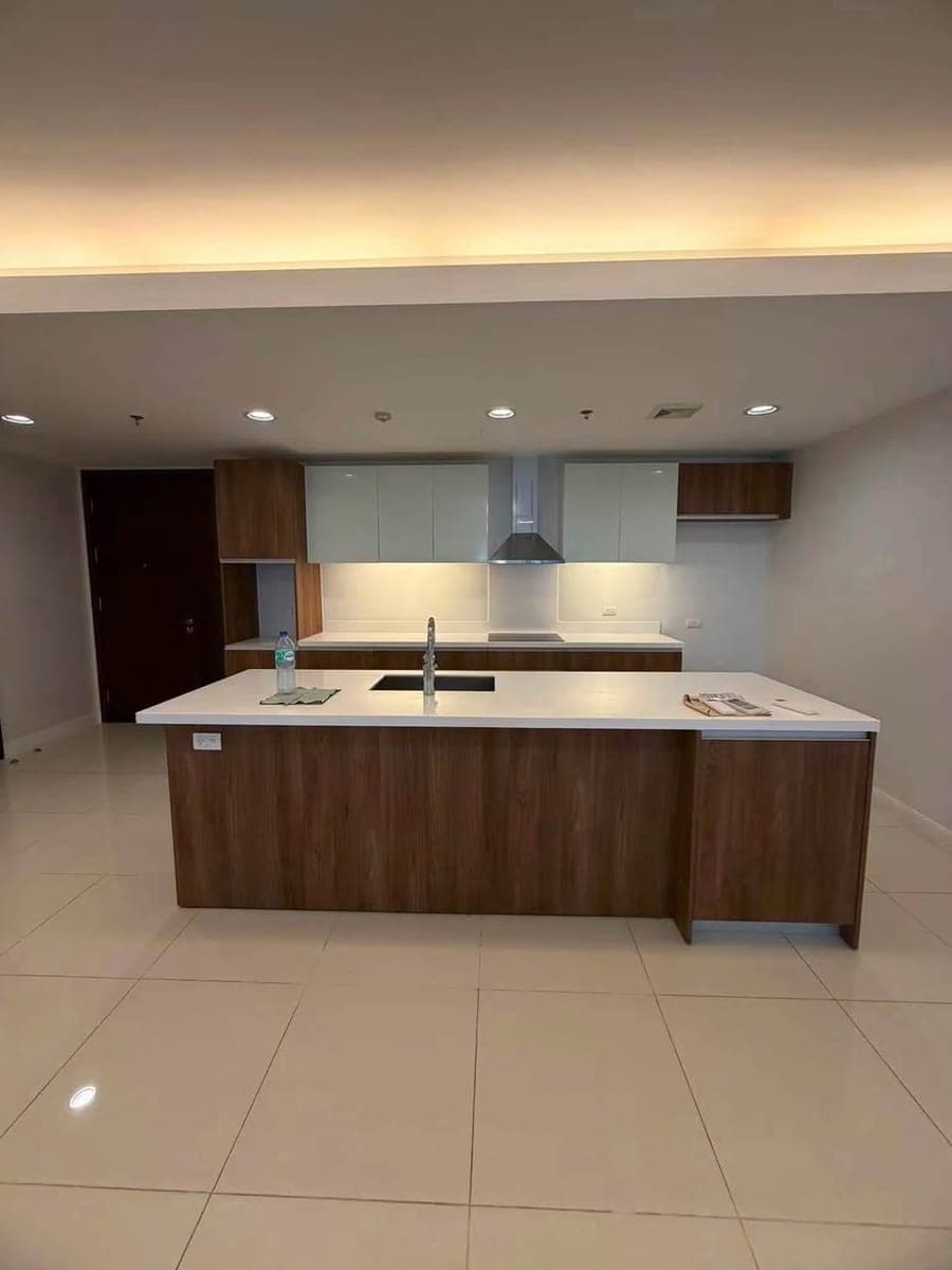FOR RENT : ABROR LANES 2 BEDROOM SPECIAL - photo 1